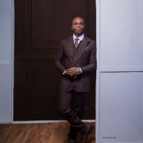 CORPORATE SUIT 008